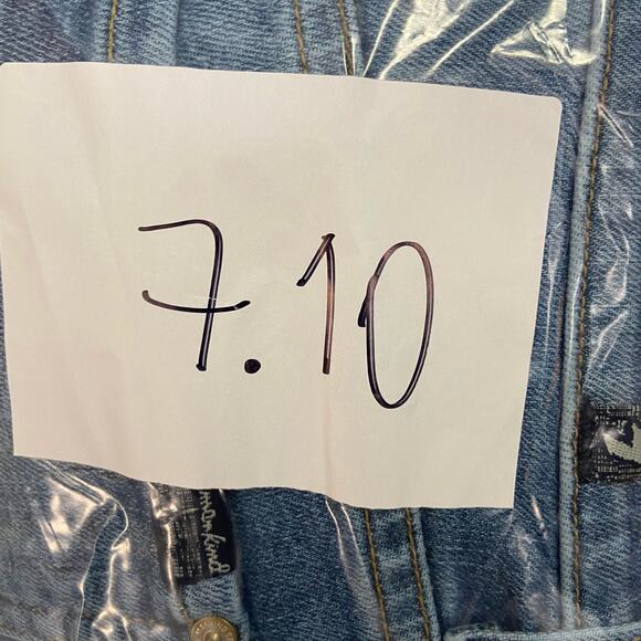 7 For All Mankind Edie - High Waist Crop Straight Leg with Side Stripe - Picture 8 of 8